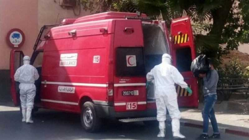 عاجل : نقل 30 شخصا من حي الملاح إلى المستشفى للاشتباه في اصابتهم بكورونا