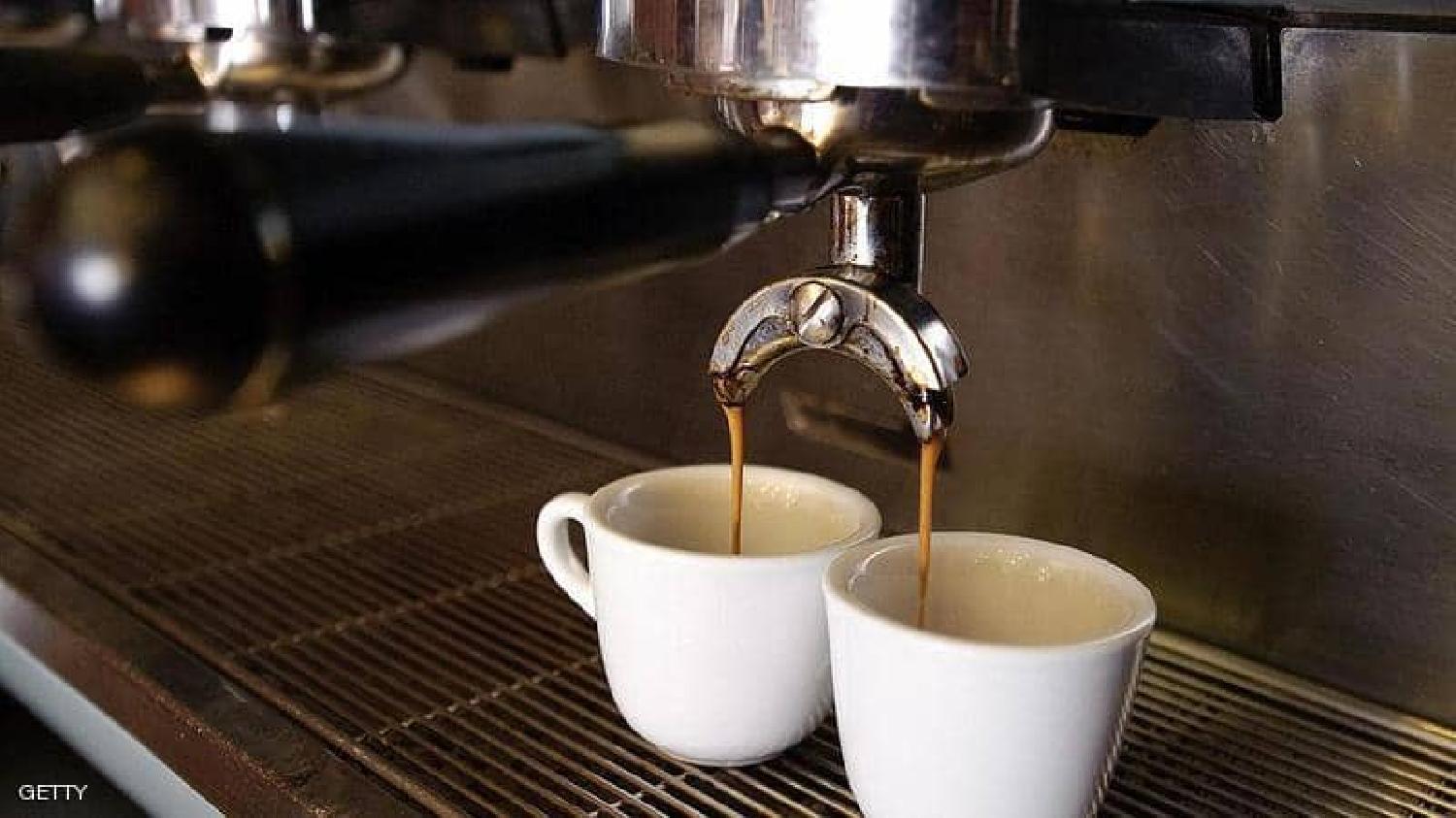 شرب القهوة قبل الفطور.. تحذير طبي من’خطر كبير’