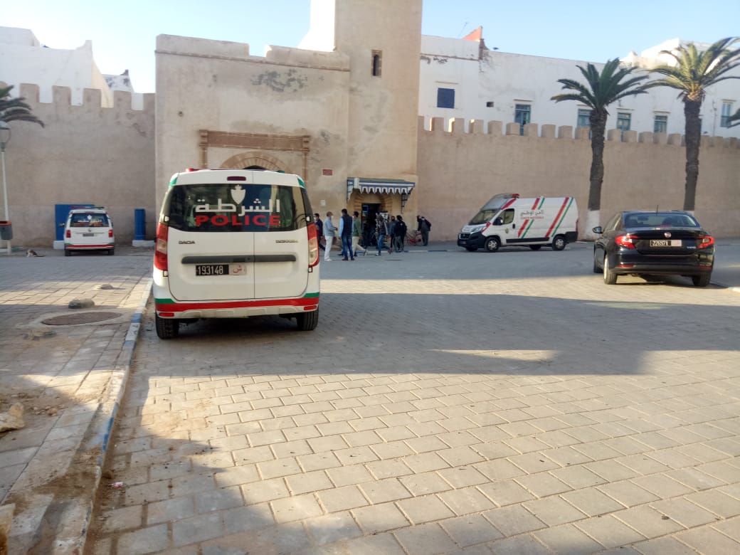 مصالح الأمن بالصويرة توقف سبعة أشخاص يقومون بتوزيع كتب التبشير بالمدينة العتيقة