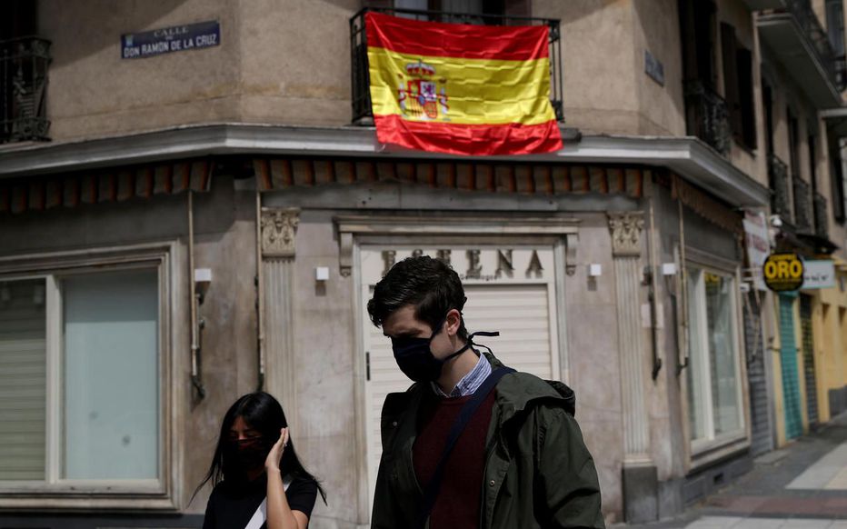 اسبانيا أول دولة أوروبية تتجاوز حاجز مليون إصابة بفيروس كورونا