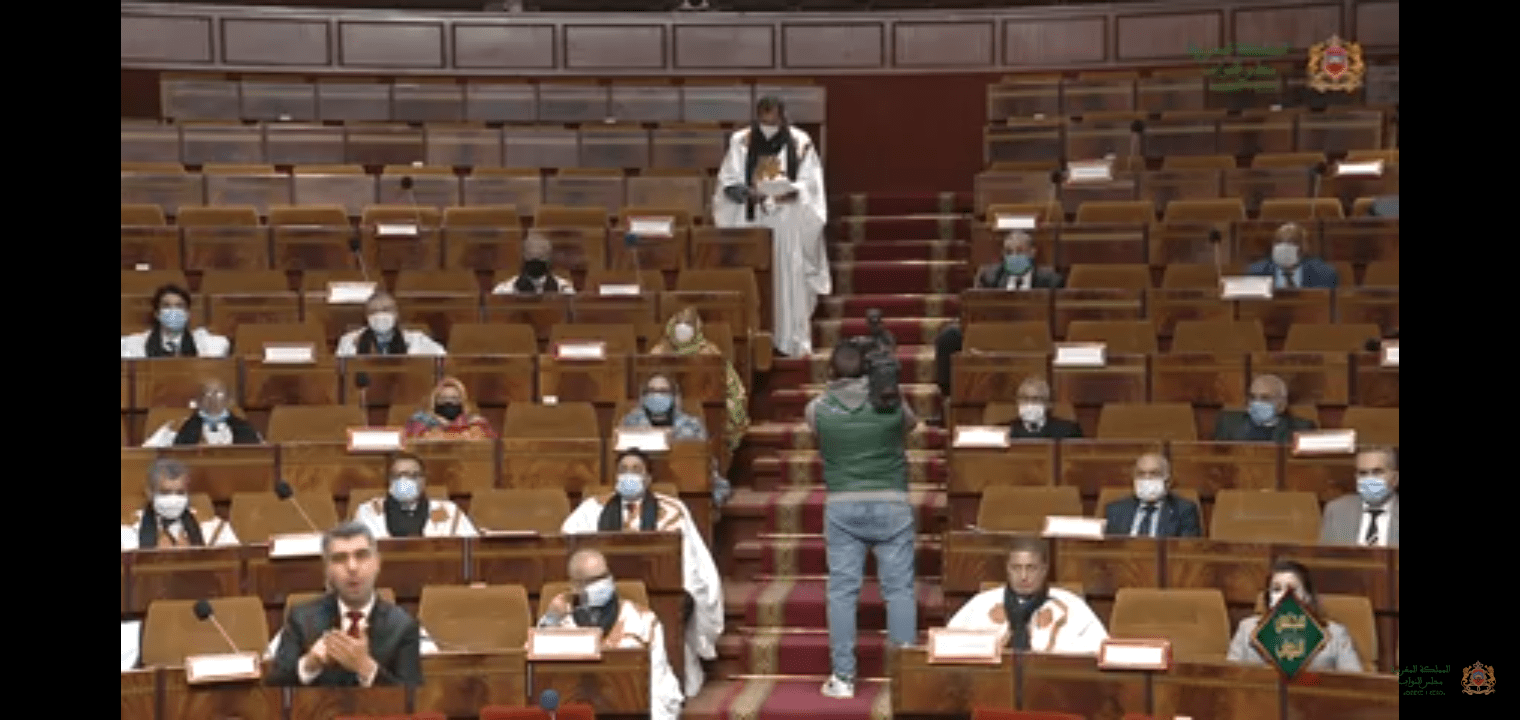 الزي الصحراوي يزين جلسة مساءلة العثماني بمجلس النواب