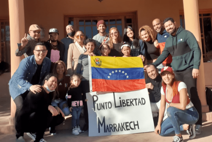 الجالية الفنزويلية في مراكش تشارك في الاستشارات الشعبية للمعارضة