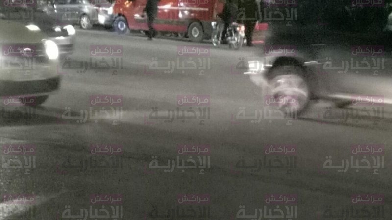 عاجل : نقل سائق سيارة خفيفة في حالة خطيرة بعد حادث اصطدام خطير بجليز