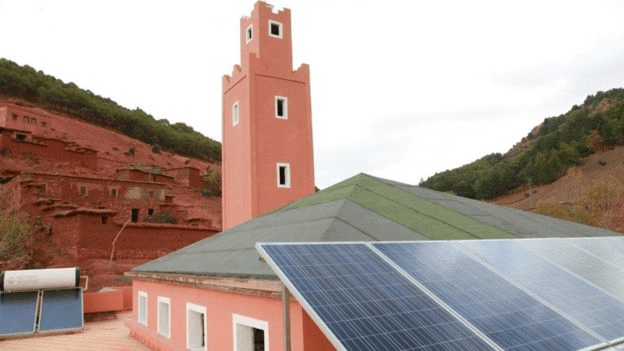 عزيز الرباح: بناء 2200 مسجد يشتغل بالطاقة المتجددة