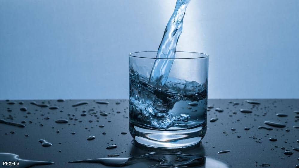 الماء البارد أم الدافئ.. أيهما أفضل لصحة الإنسان؟