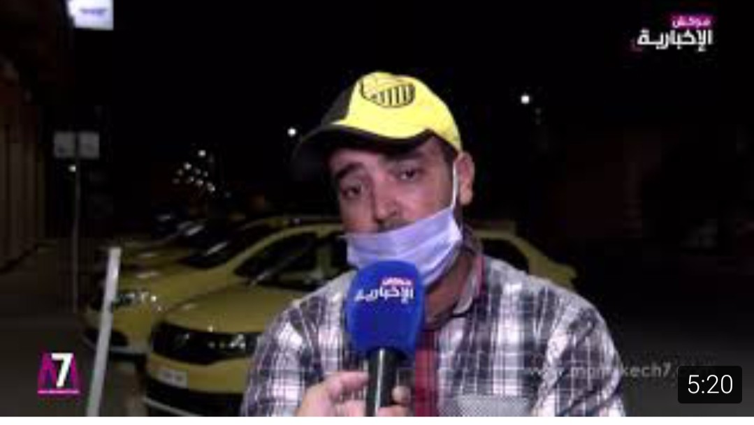 فيديو: سائقو سيارة الأجرة الصغيرة ينتفضون ضد المسؤولين عن القطاع