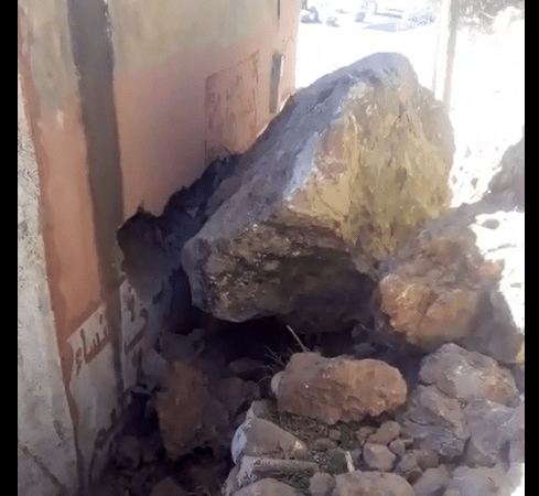  فيديو..سقوط صخرة ضخمة كادت تقتل سياح مغاربة في منتجع الرحى بمولاي براهيم