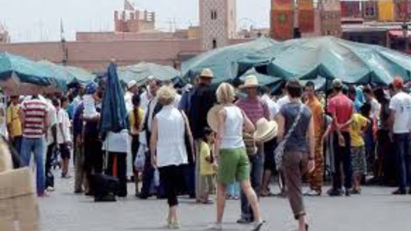 مرشدون سياحيون بمراكش يستفيدون من دورات تكوينية في اللغة العبرية استعدادا لاستقبال السياح الإسرائيليين