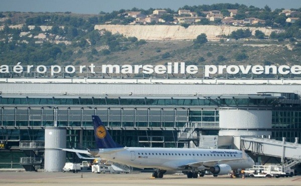أربع شركات طيران تؤمن الخط الجوي مارسيليا-مراكش