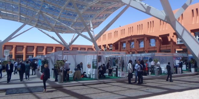 جامعة محمد السادس تشارك بمعرض “فيفا تكنولوجي”