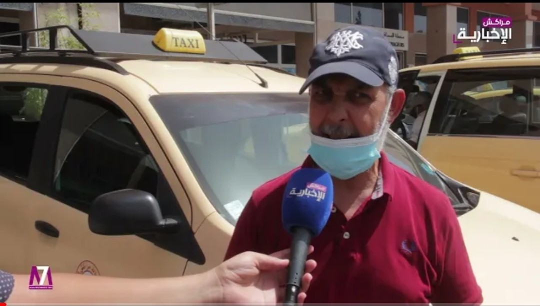 فيديو : القرار الحكومي يغضب سائقي الطاكسيات بمراكش وألزا تؤكد التزامها بالتدابير الاحترازية