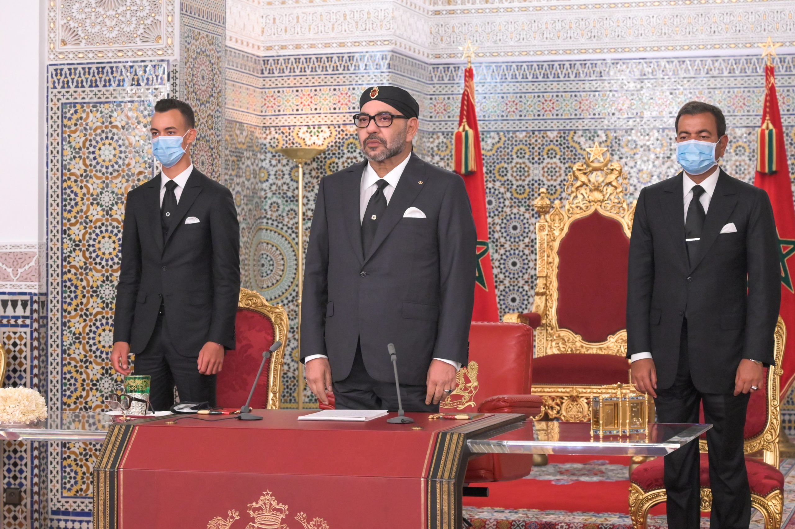 الملك محمد السادس: نجدد الدعوة لإخوتنا الجزائريين للعمل سويا، دون شروط، لبناء علاقات ثنائية أساسها الثقة والحوار وحسن الجوار