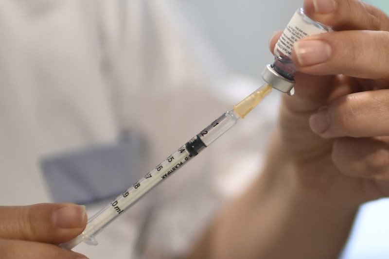 اٍصابة موظف في مديرية الصحة بكورونا رغم تلقيه جرعتين من اللقاح