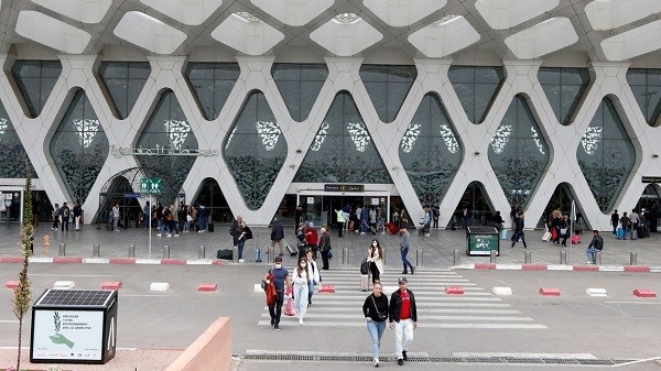 مطار مراكش الثالث وطنيا من حيث عدد الموقوفين بسبب شواهد كورونا المزورة