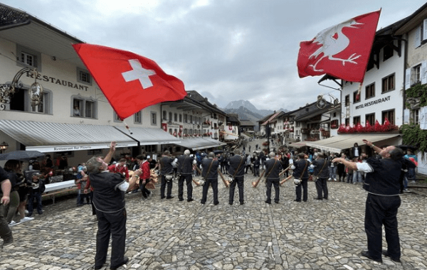 ثلاث قرى تمثل سويسرا في المسابقة النهائية لمنظمة السياحة العالمية بمراكش
