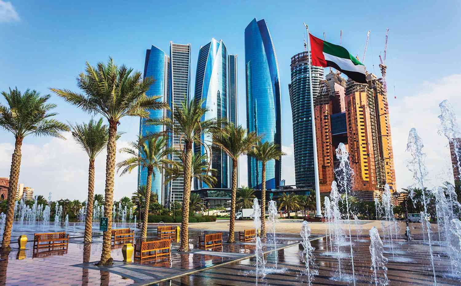 الإمارات تؤكد أنها « خرجت » من أزمة كوفيد-19