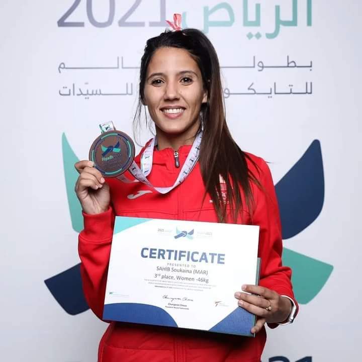 ابنة اليوسفية الصاحب تهدي المغرب والعرب الميدالية الوحيدة في بطولة العالم