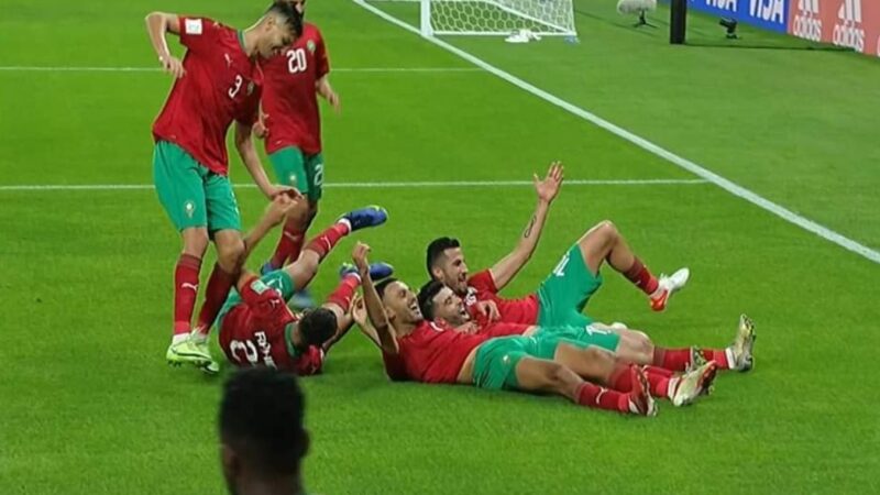 المنتخب المغربي يفوز على السعودية ويتأهل كأول المجموعة الثالثة