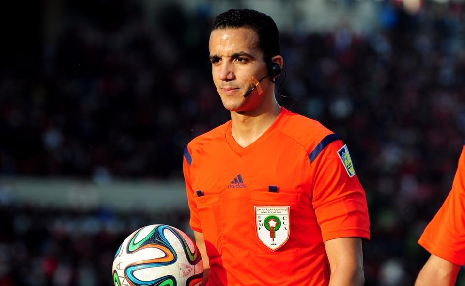 الحكم المراكشي عادل زوراق ضمن قائمة الحكام المغاربة في كأس افريقيا بالكاميرون