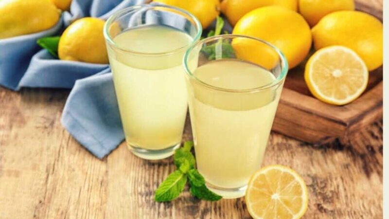 عصير الليمون علاج طبيعي لحب الشباب ‎‎