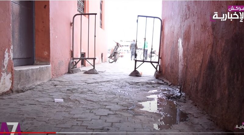 (فيديو) شوهة بكل المقاييس: التبول والتغوط بجنبات ممرات ساحة جامع لفنا يخدش السمعة العالمية لمدينة مراكش