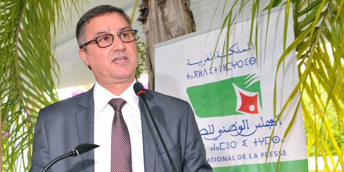 رئيس المجلس الوطني للصحافة يعري الأزمة البنيوية للصحافة المغربية