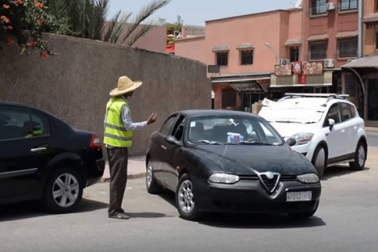 حملة أمنية ضد أصحاب « الجيليات الصفراء » تقود لإيقاف 10 أشخاص بجليز