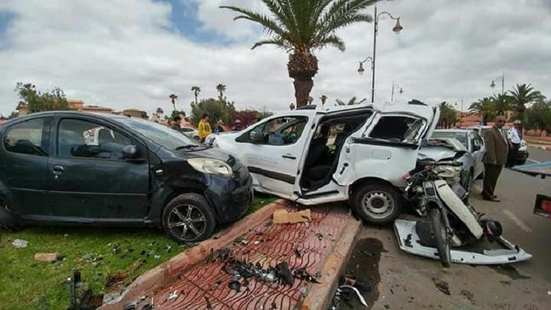 دراجة نارية من الحجم الكبير تتسبب في حادثة سير خطيرة بحي بين القشالي