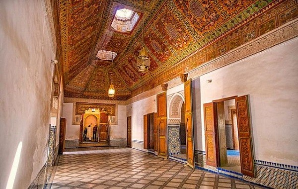 معرض فني بقصر الباهية احتفالا بالذكرى 20 لتأسيس متحف بنك المغرب