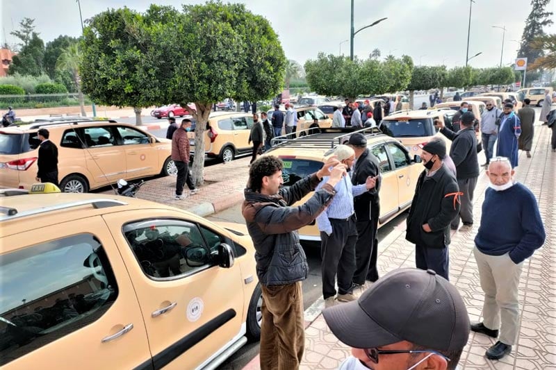 وزارة الداخلية تدعو إلى معاقبة أصحاب المأذونيات لعدم منح السائقين حصتهم من الدعم المالي