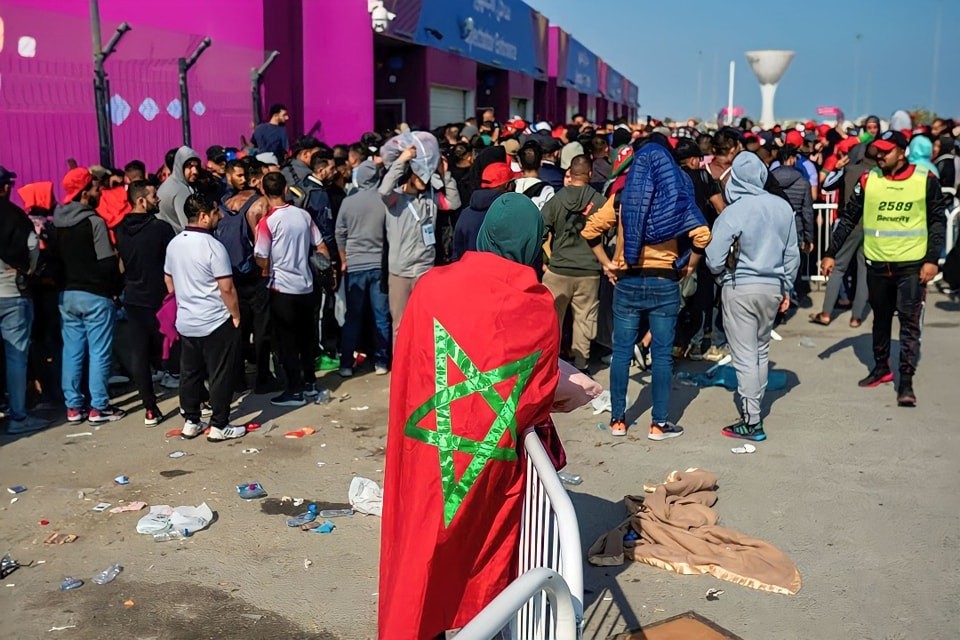 الغلوسي يطالب بفتح تحقيق فيما تعرضت له الجماهير المغربية بقطر 