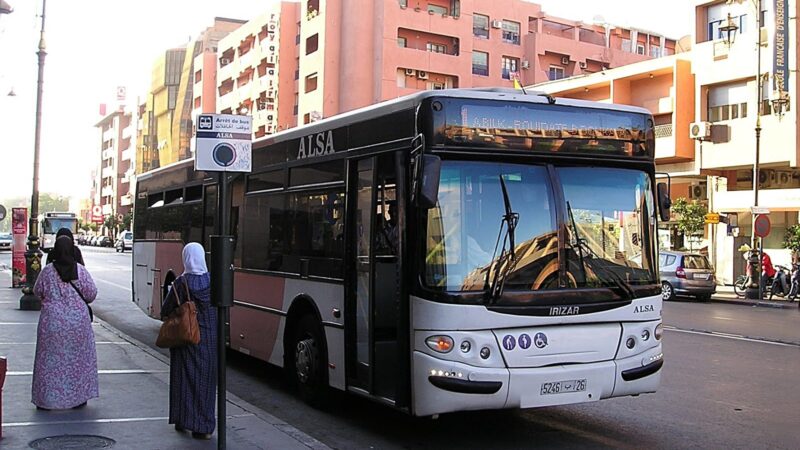 اختيار شركة “ألزا” للمفاوضات النهائية حول تدبير خدمة النقل العمومي بمراكش