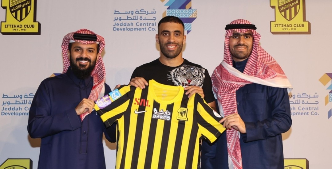 بعد تألقه..مسؤولو الاتحاد السعودي يقنعون حمد الله لتجديد عقده