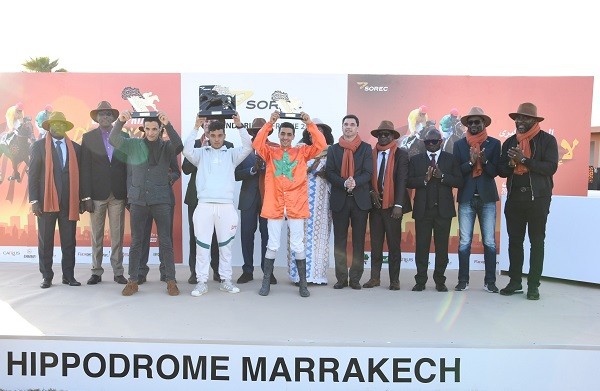 الفرسان المغاربة يسيطرون على منافسات الجائزة الكبرى لإفريقيا لسباقات الخيول بمراكش