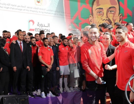 لاعبو المنتخب يرسمون البسمة على وجوه نزلاء سجن سلا