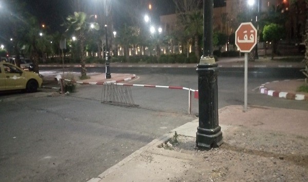 « كارديانات » يستولون على ساحة عمومية بشارع محمد السادس ويفرضون إتاوات على المواطنين