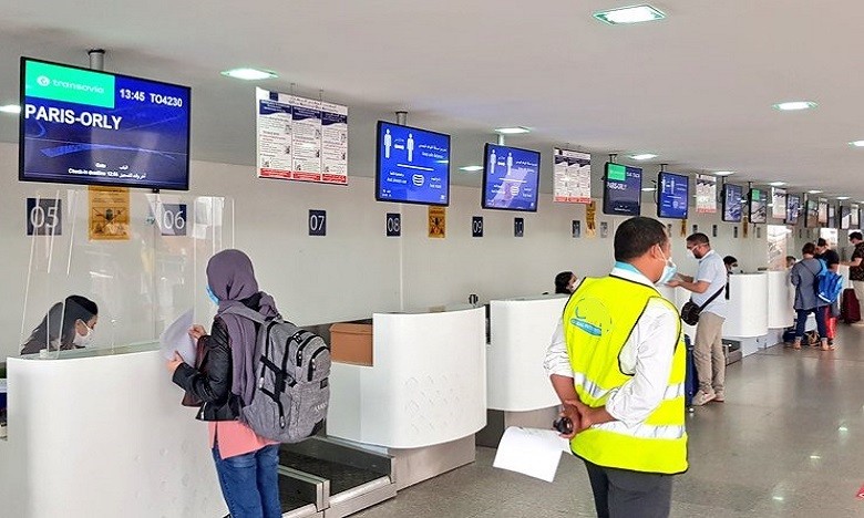 تذاكر طيران مجانية للطلبة المغاربة