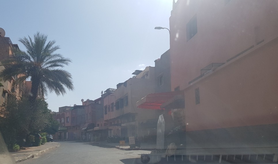 مواطنون تضررت منازلهم بحي دوار الحرش يطالبون بتدخل الجهات المعنية