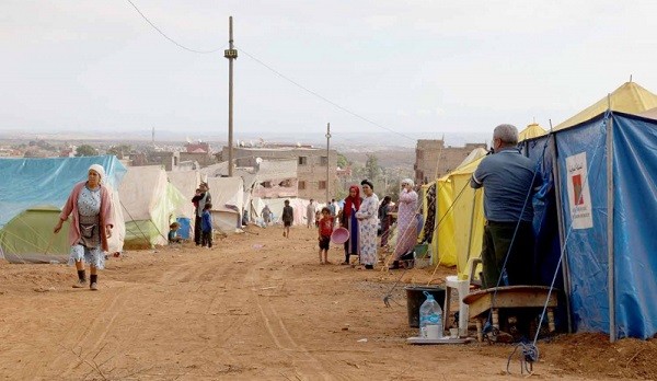 منظمة الصليب الأحمر « المياه والنظافة من القضايا ذات الأولوية في مخيمات المتضررين من الزلزال »