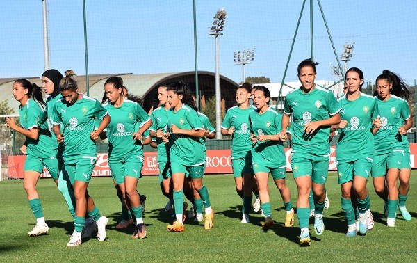 المنتخب النسوي يجري بملعب مراكش الكبير حصة تدريبية مفتوحة أمام وسائل الإعلام