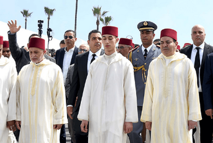 صلاة الاستسقاء بالمسجد الأعظم في الرباط بحضور ولي العهد الأمير مولاي الحسن والأمير مولاي رشيد