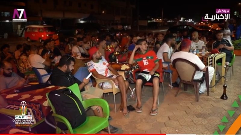 فيديو : مقهى مغربي بسان بيدرو يتحول الى مقر لتجمع الجماهير