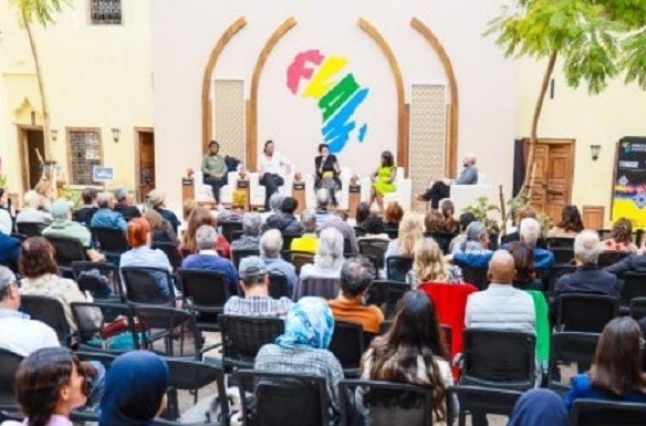 أزيد من عشرة آلاف شخص حضروا فعاليات الدورة الثانية لمهرجان مراكش للكتاب الإفريقي