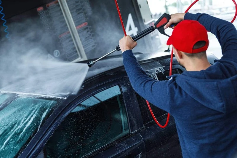 أصحاب مراكز غسل السيارات بالحوز مستاؤون من استمرار غلق محلاتهم