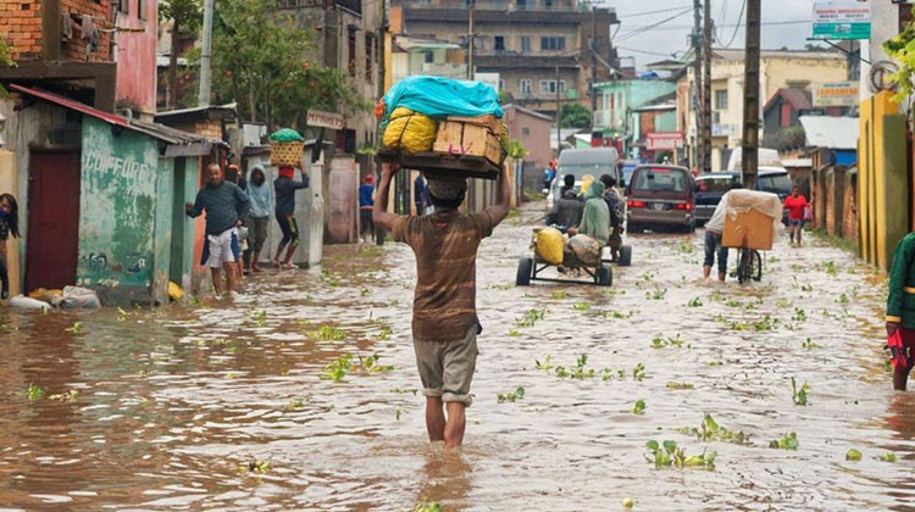 مصرع 11 شخصا وتضرّر أكثر من 7 آلاف آخرين بسبب الاعصار بمدغشقر