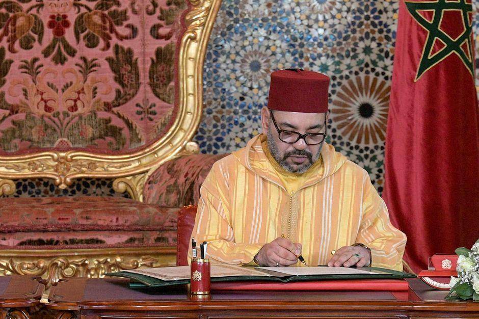 الملك محمد السادس يعزي سلطان عمان