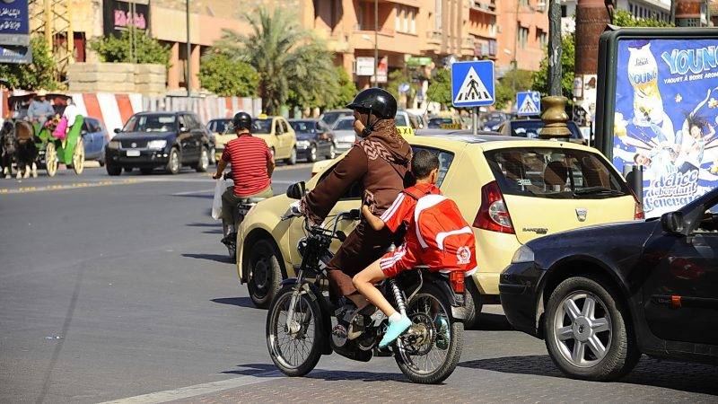 المشكل الذي يواجه أصحاب الدراجات النارية بمراكش يصل إلى البرلمان