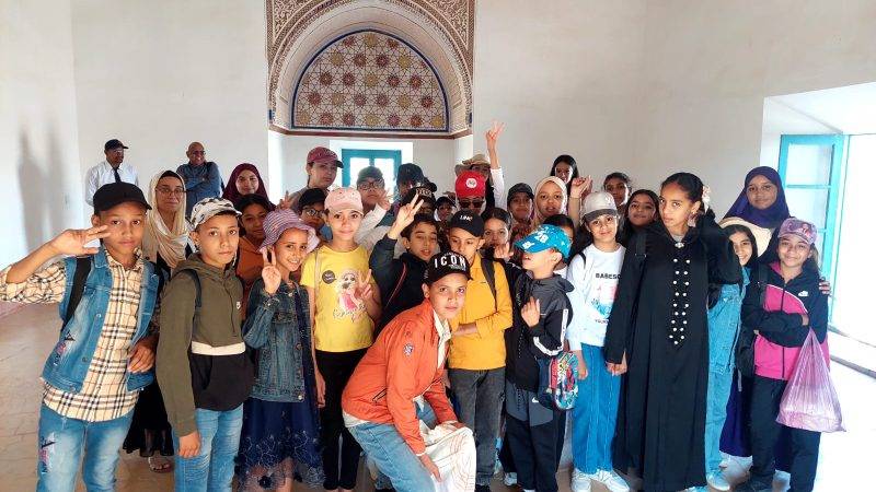 مدرسة سيدي بن سليمان تنظم خرجة للتلاميذ لجناح المنارة بمراكش
