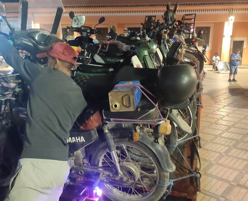 حملات الأمن تتواصل بمراكش ضد الدراجات النارية وتحجز 40 دراجة بالمدينة العتيقة