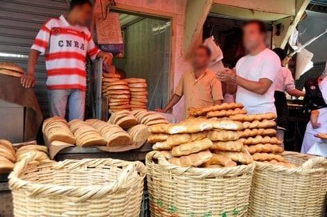 لقاء بين المهنيين والحكومة يؤجل الزيادة في أسعار الخبز.